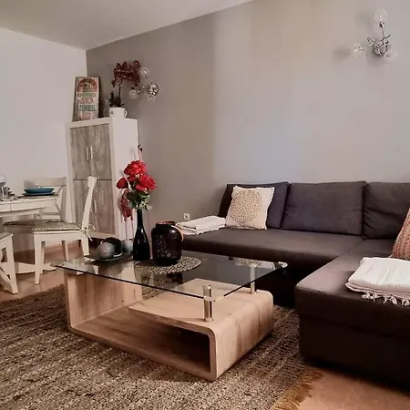 Apartment Frangipani - With Terrace & Shared Pool Corralejo