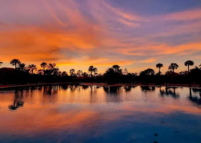 Frangipani - With Terrace & Shared Pool Διαμέρισμα *