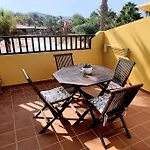 Frangipani - With Terrace & Shared Pool Apartment